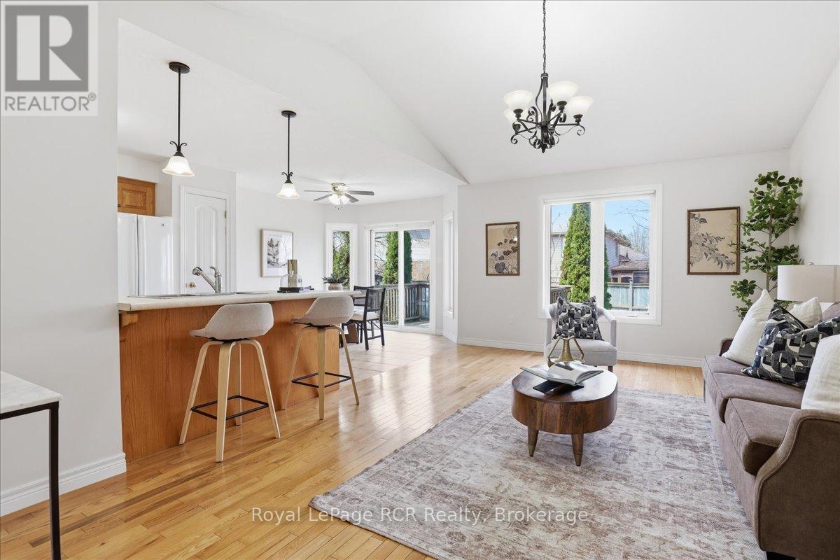 14 Parkside Street, Mapleton, Ontario  N0G 1B0 - Photo 8 - X13032496