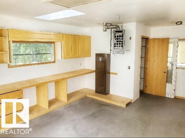 1540 Jubilee Wd, Sherwood Park, Alberta  T8H 1V2 - Photo 13 - E4483580