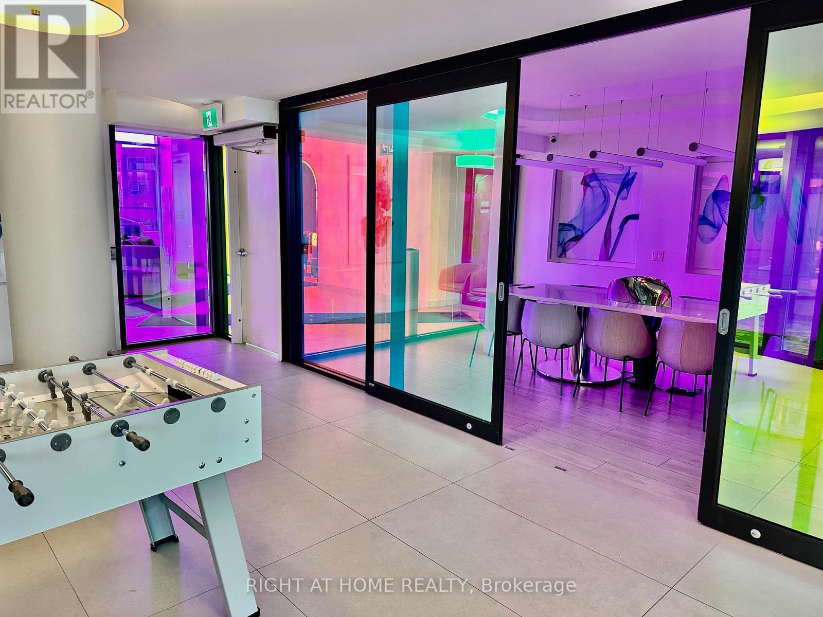 B613 - 3200 Dakota Common, Burlington, Ontario  L7M 2A9 - Photo 34 - W12967884