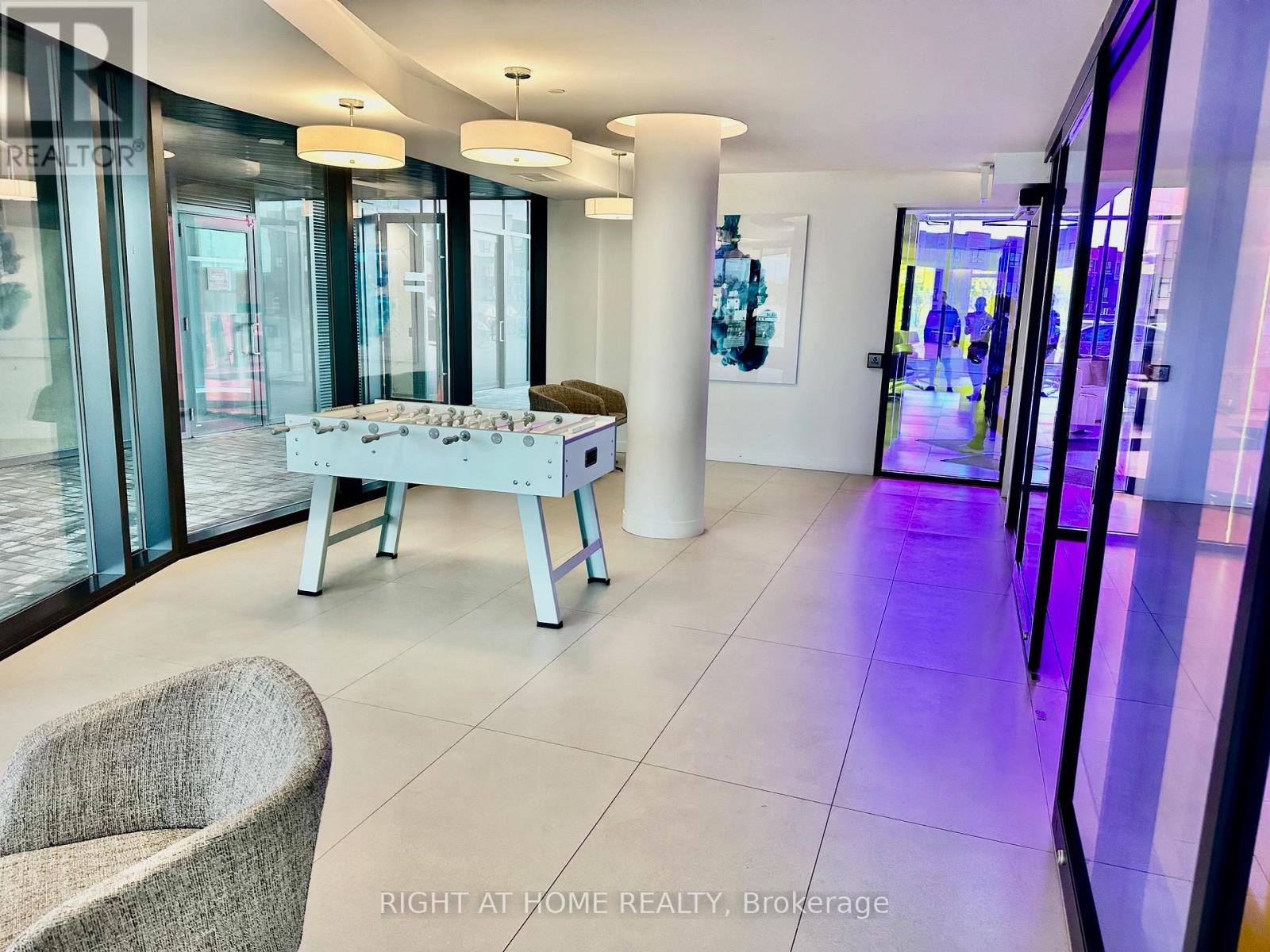 B613 - 3200 Dakota Common, Burlington, Ontario  L7M 2A9 - Photo 32 - W12967884