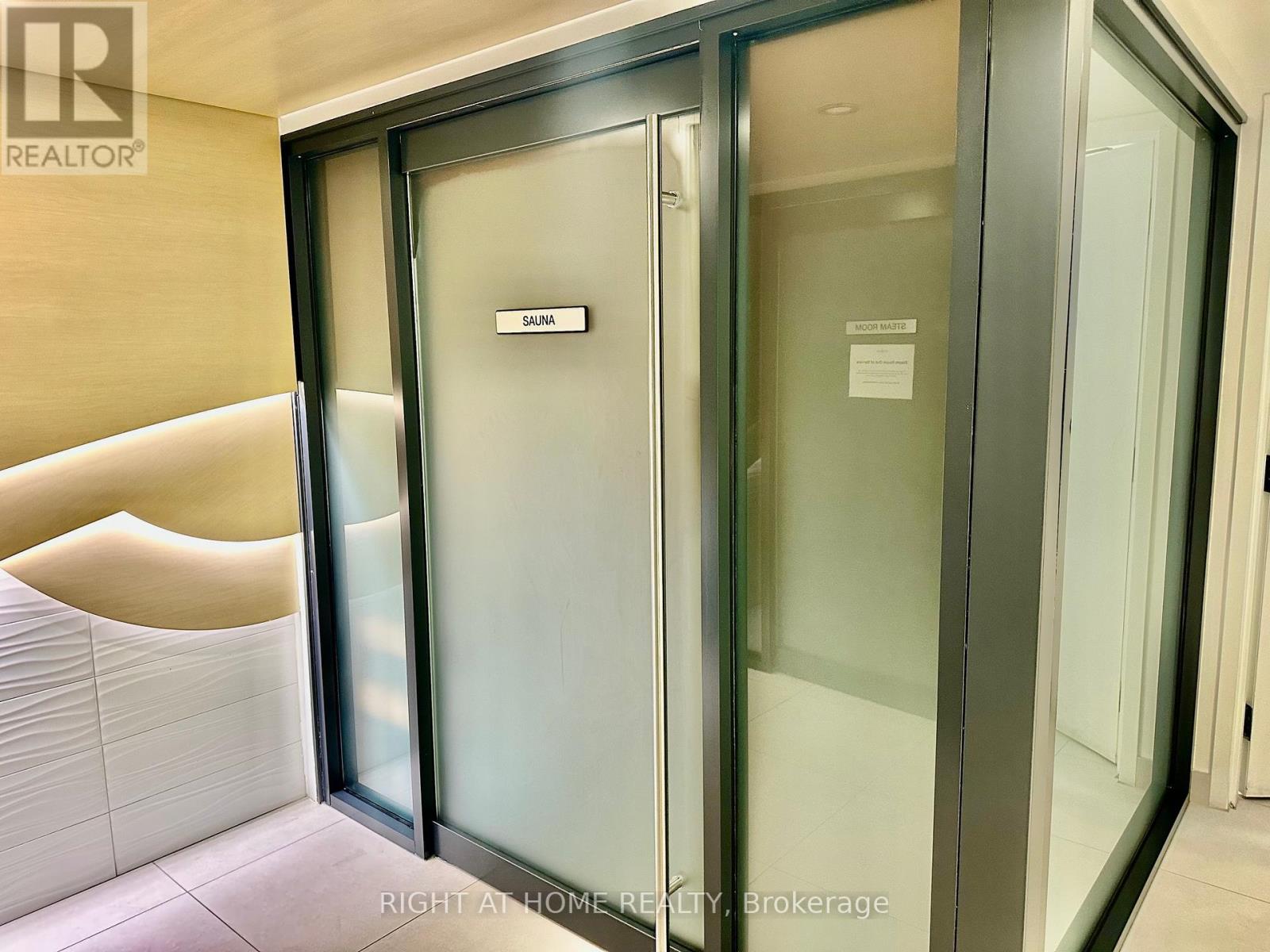 B613 - 3200 Dakota Common, Burlington, Ontario  L7M 2A9 - Photo 28 - W12967884