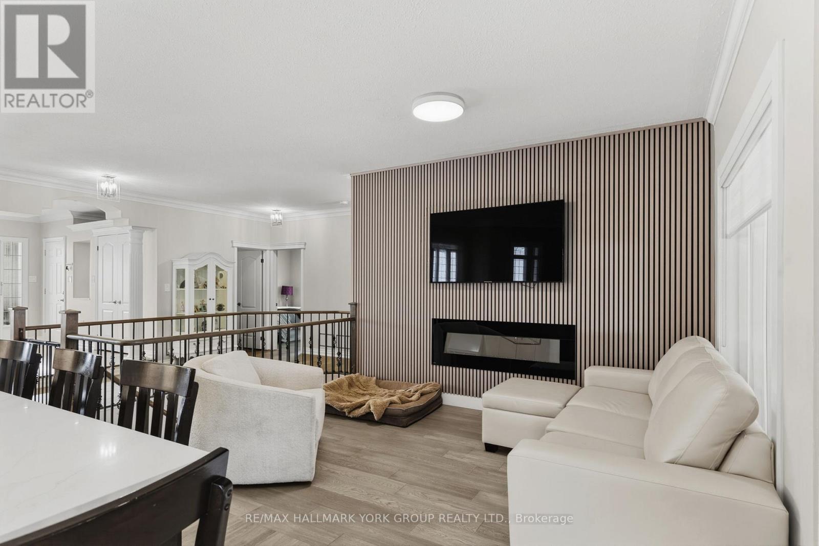 18 Todd Drive, Barrie (Bayshore), Ontario  L4N 9K6 - Photo 11 - S13032486