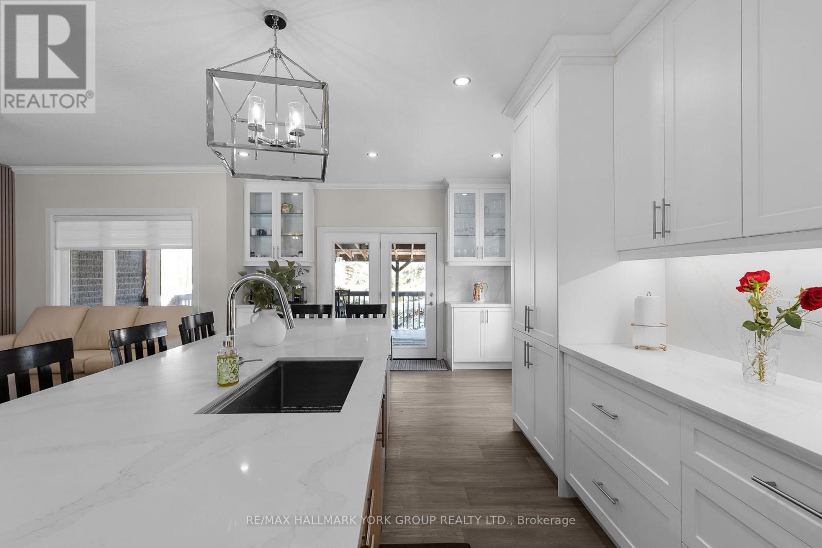 18 Todd Drive, Barrie (Bayshore), Ontario  L4N 9K6 - Photo 17 - S13032486