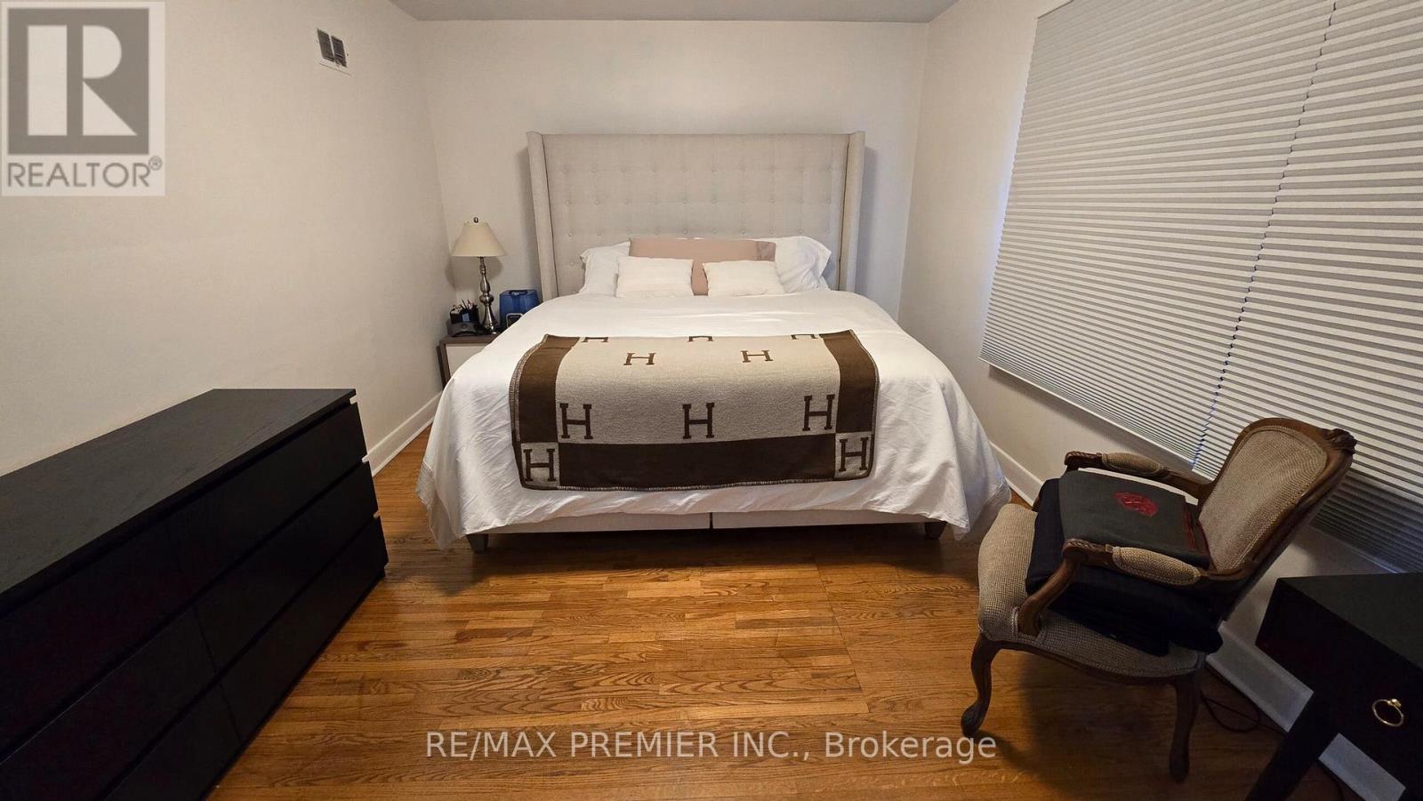 11 Northolt Court, Toronto, Ontario  M9A 3B1 - Photo 11 - W13032464