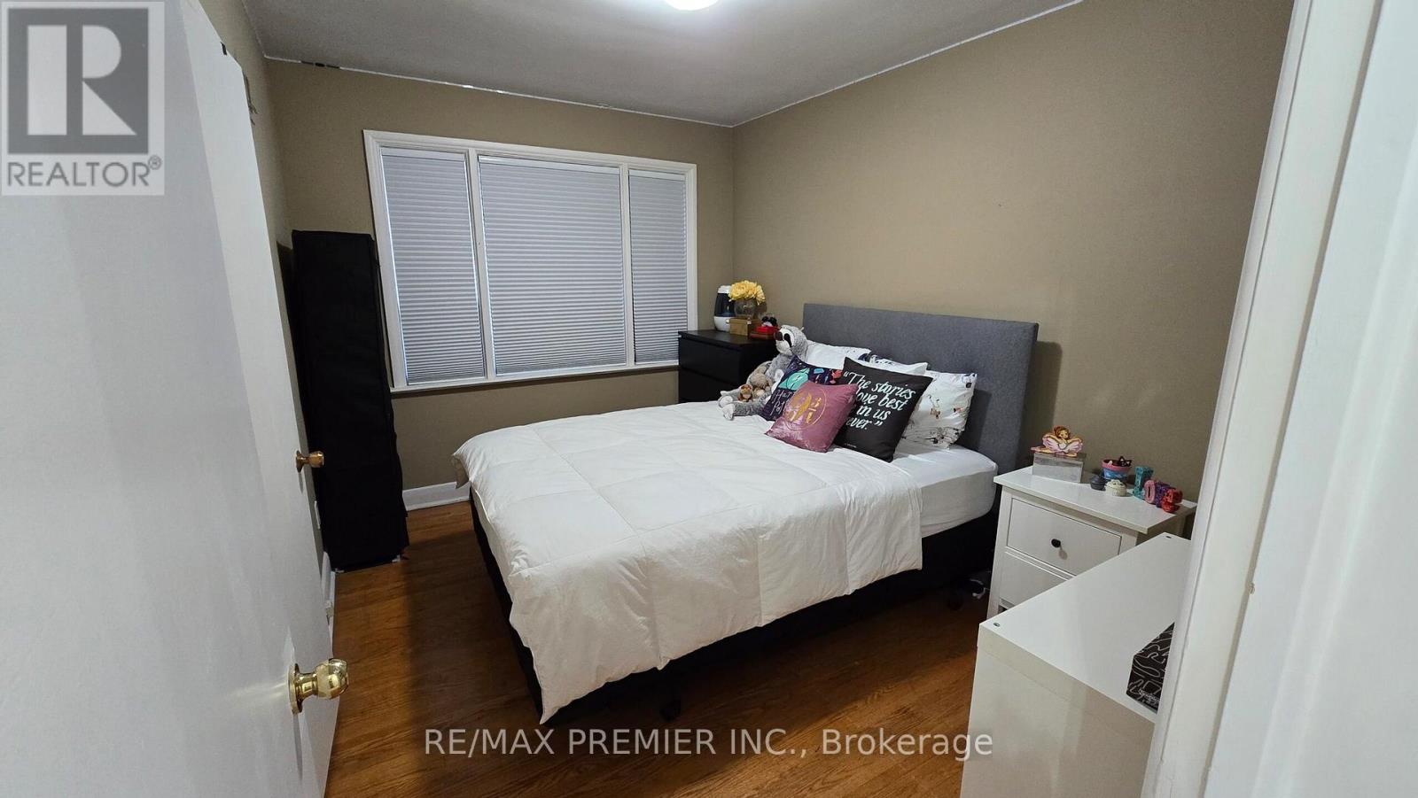 11 Northolt Court, Toronto, Ontario  M9A 3B1 - Photo 14 - W13032464