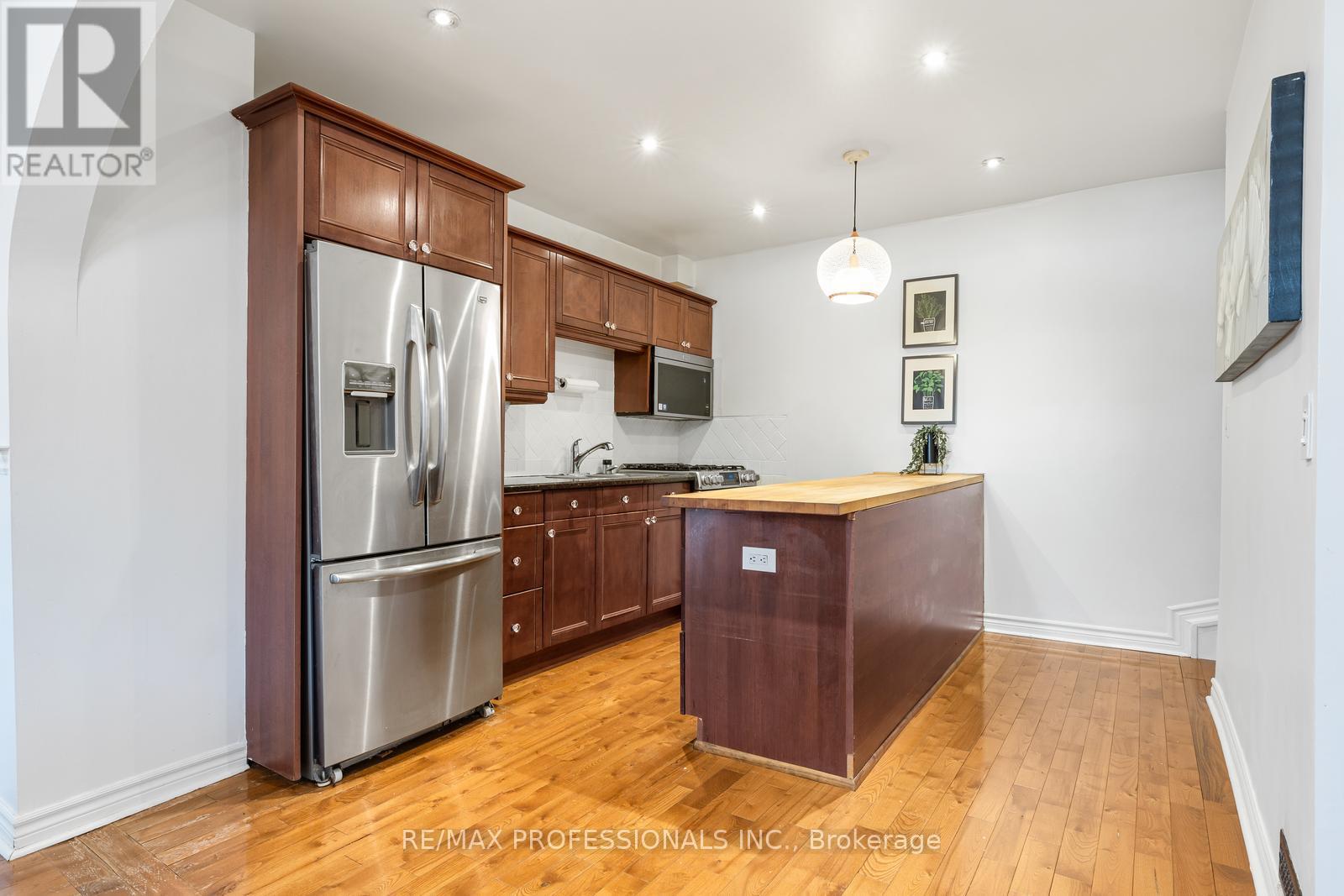 1 Gray Avenue, Toronto, Ontario  M6N 4S5 - Photo 13 - W13032498
