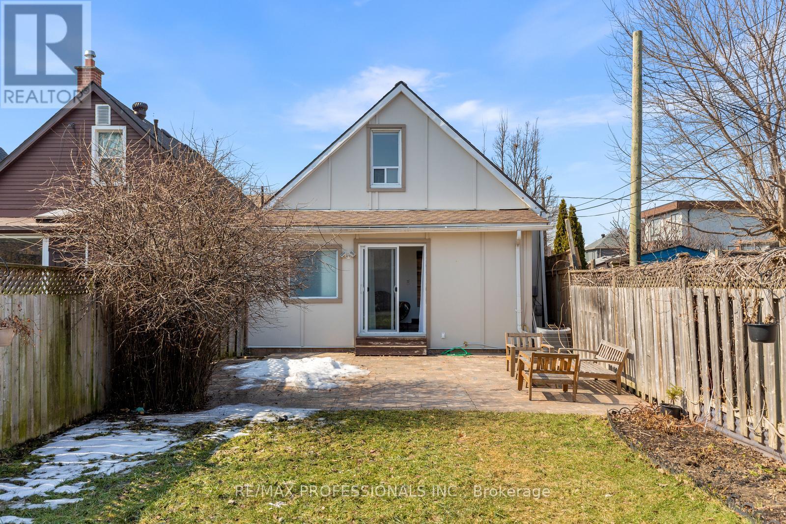 1 Gray Avenue, Toronto, Ontario  M6N 4S5 - Photo 33 - W13032498