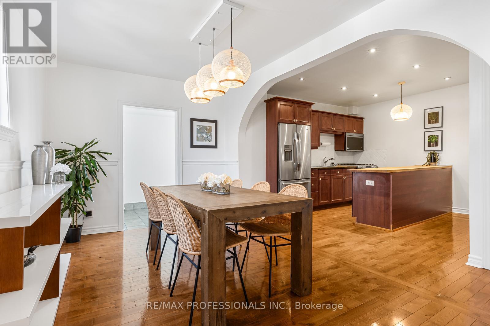 1 Gray Avenue, Toronto, Ontario  M6N 4S5 - Photo 8 - W13032498