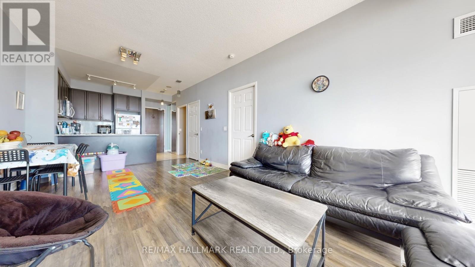 2103 - 339 Rathburn Road W, Mississauga, Ontario  L5B 0C8 - Photo 5 - W13032514