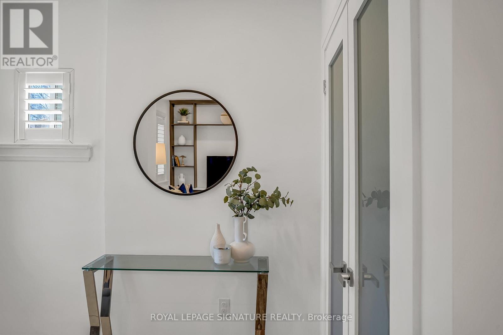 70 Clovelly Avenue, Toronto, Ontario  M6C 1Y3 - Photo 6 - C13024176