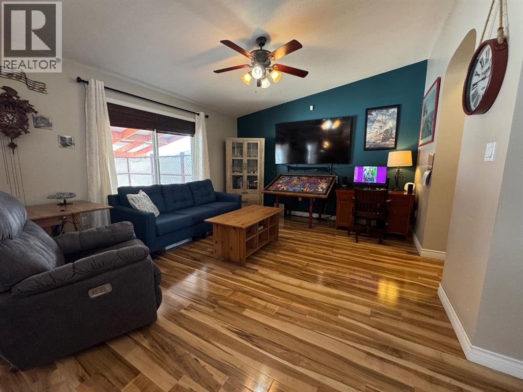 23 Keystone Place, Whitecourt, Alberta  T7S 0B2 - Photo 10 - A2286728