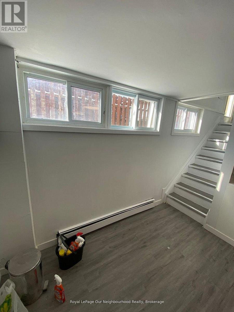 Basement - 5749 Summer Street, Niagara Falls, Ontario  L2G 1M5 - Photo 3 - X13032466