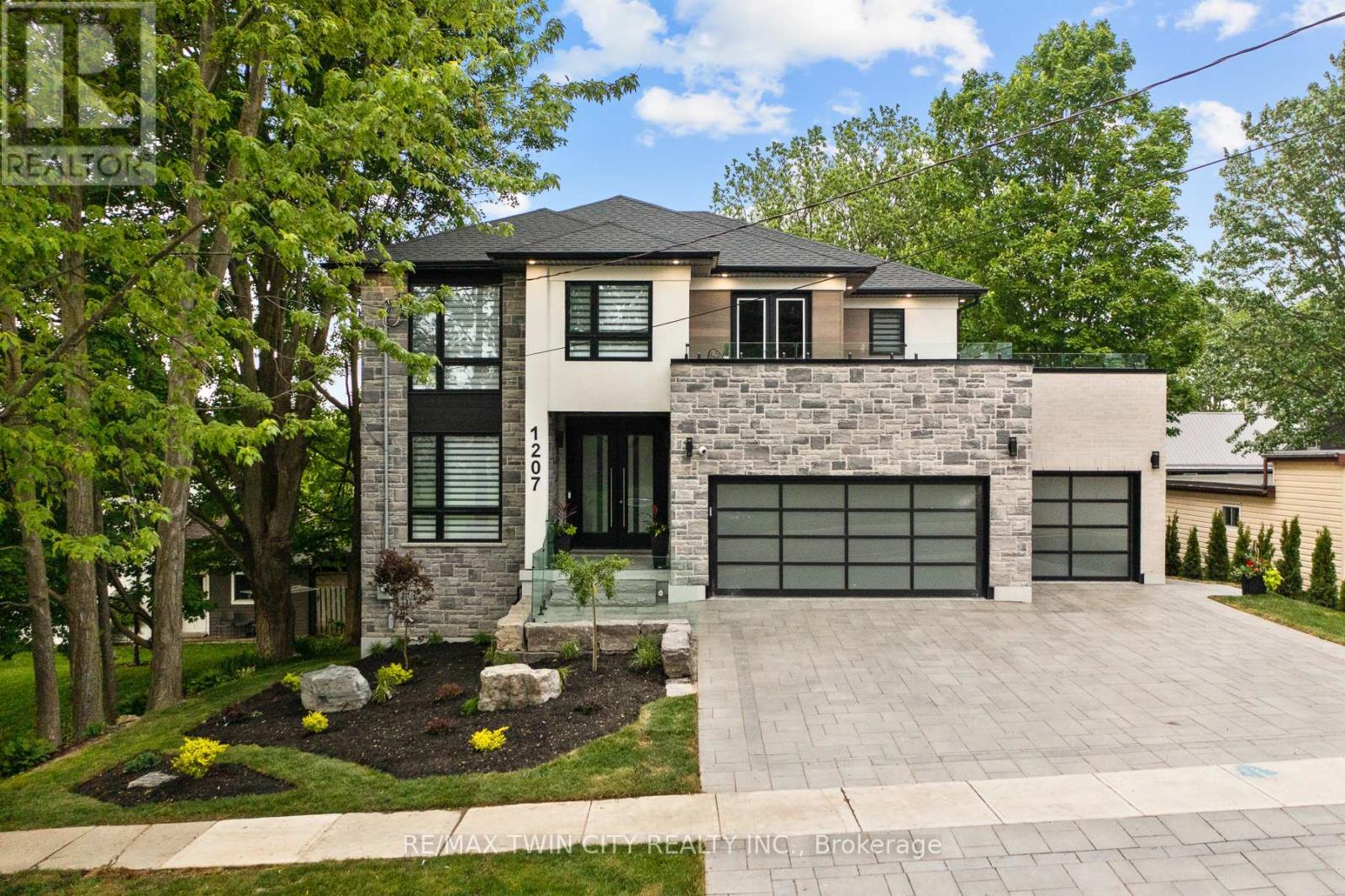 1207 QUEEN ST STREET N, Wilmot, Ontario