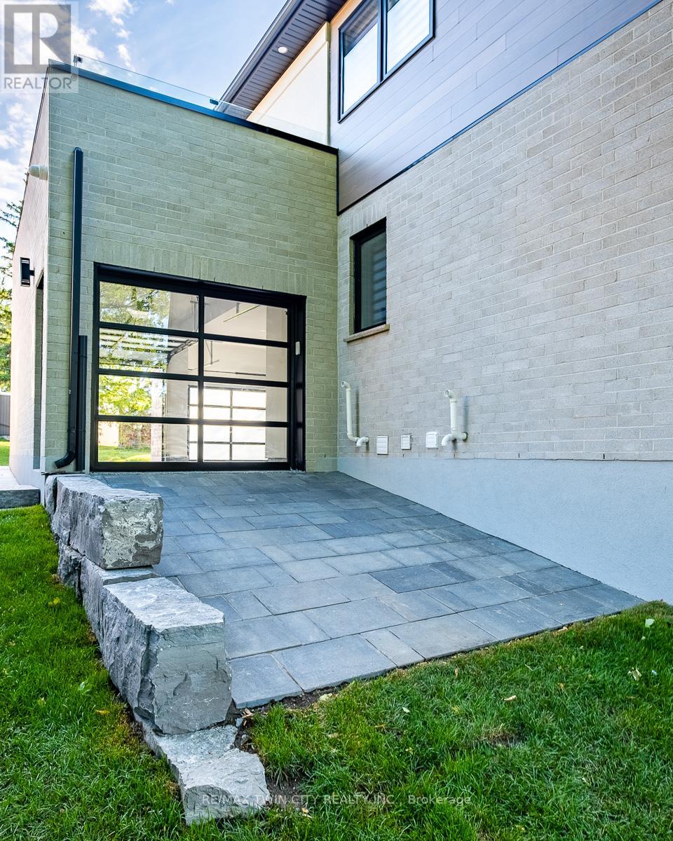 1207 Queen St Street N, Wilmot, Ontario  N0B 2E0 - Photo 37 - X13032472