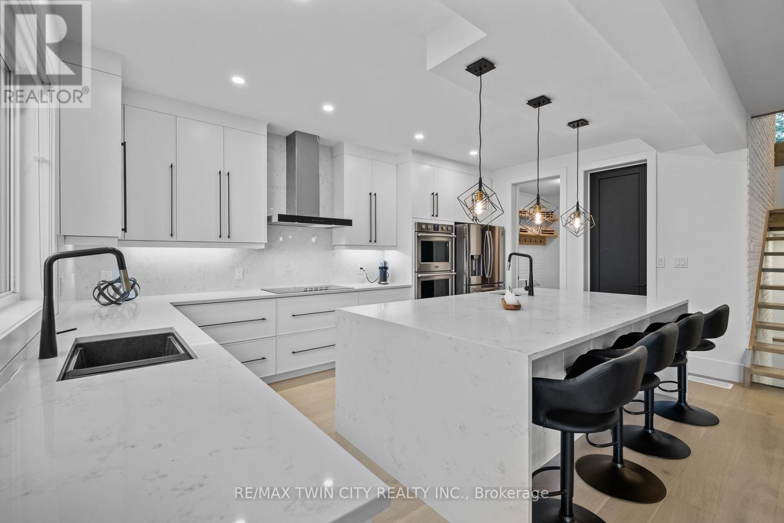 1207 Queen St Street N, Wilmot, Ontario  N0B 2E0 - Photo 8 - X13032472