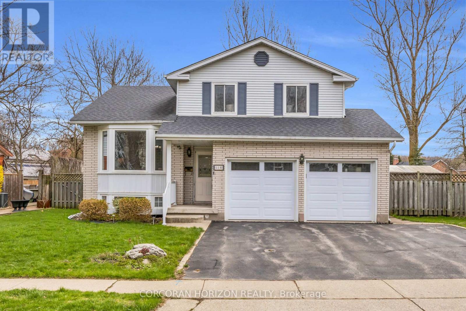 318 BURNETT AVENUE, Cambridge, Ontario