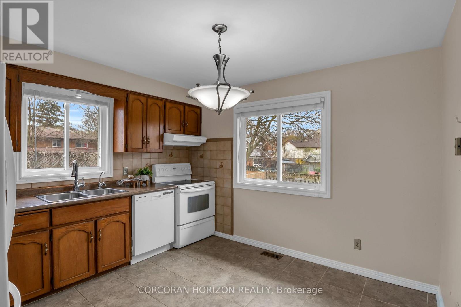 318 Burnett Avenue, Cambridge, Ontario  N1T 1G6 - Photo 11 - X13032528