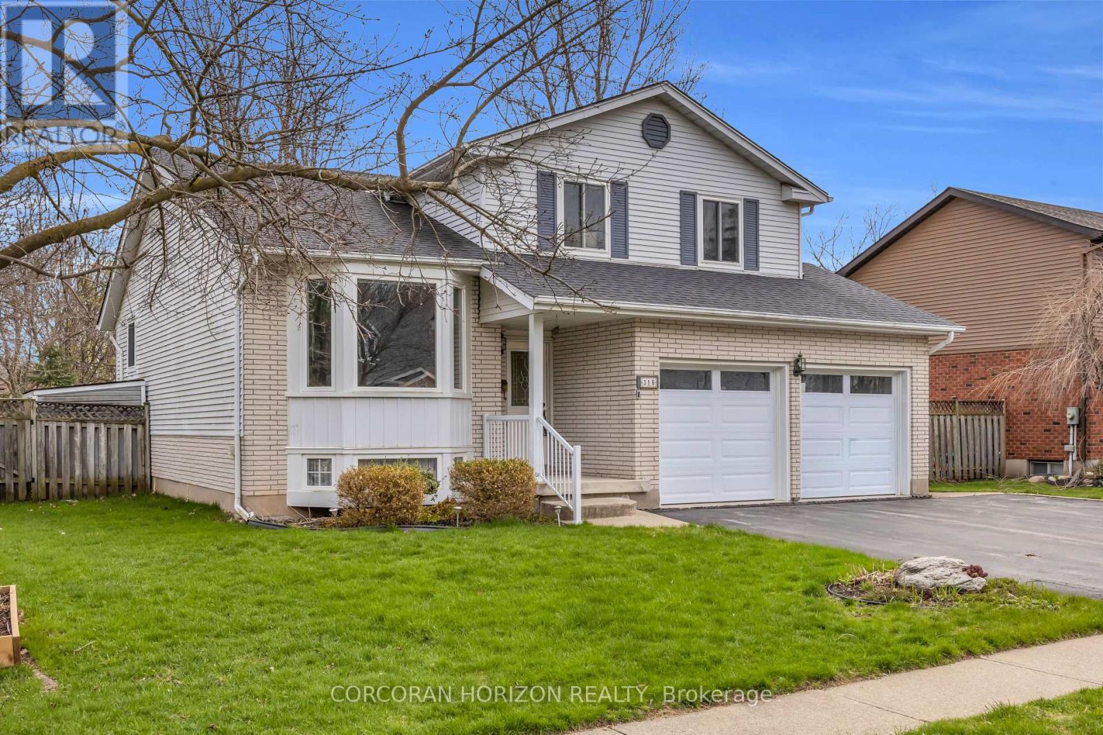 318 Burnett Avenue, Cambridge, Ontario  N1T 1G6 - Photo 2 - X13032528