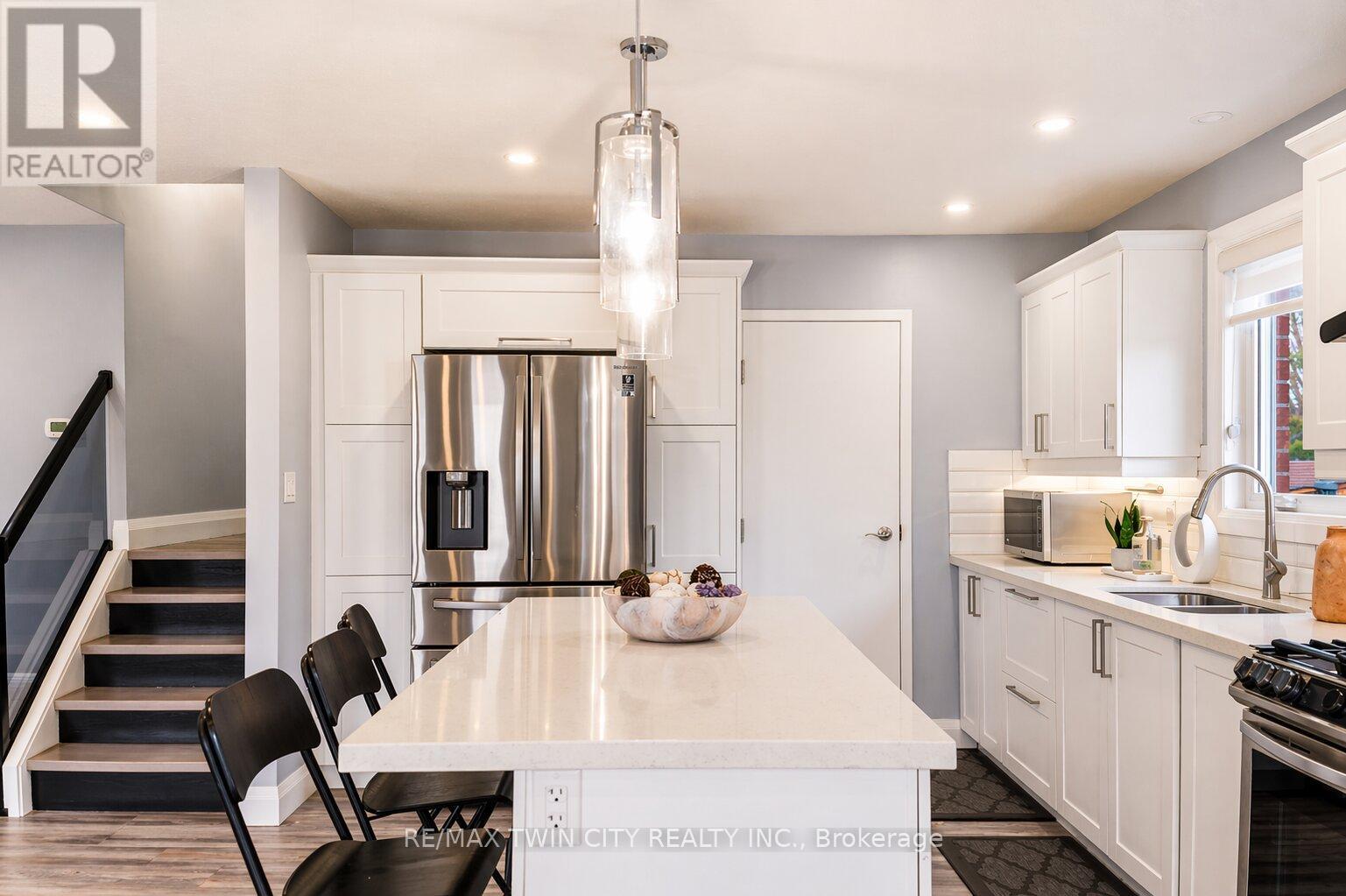 86 Carlyle Drive, Kitchener, Ontario  N2P 1P5 - Photo 10 - X13032532