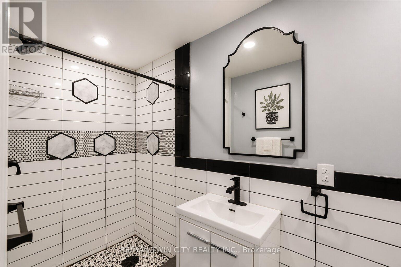 86 Carlyle Drive, Kitchener, Ontario  N2P 1P5 - Photo 24 - X13032532