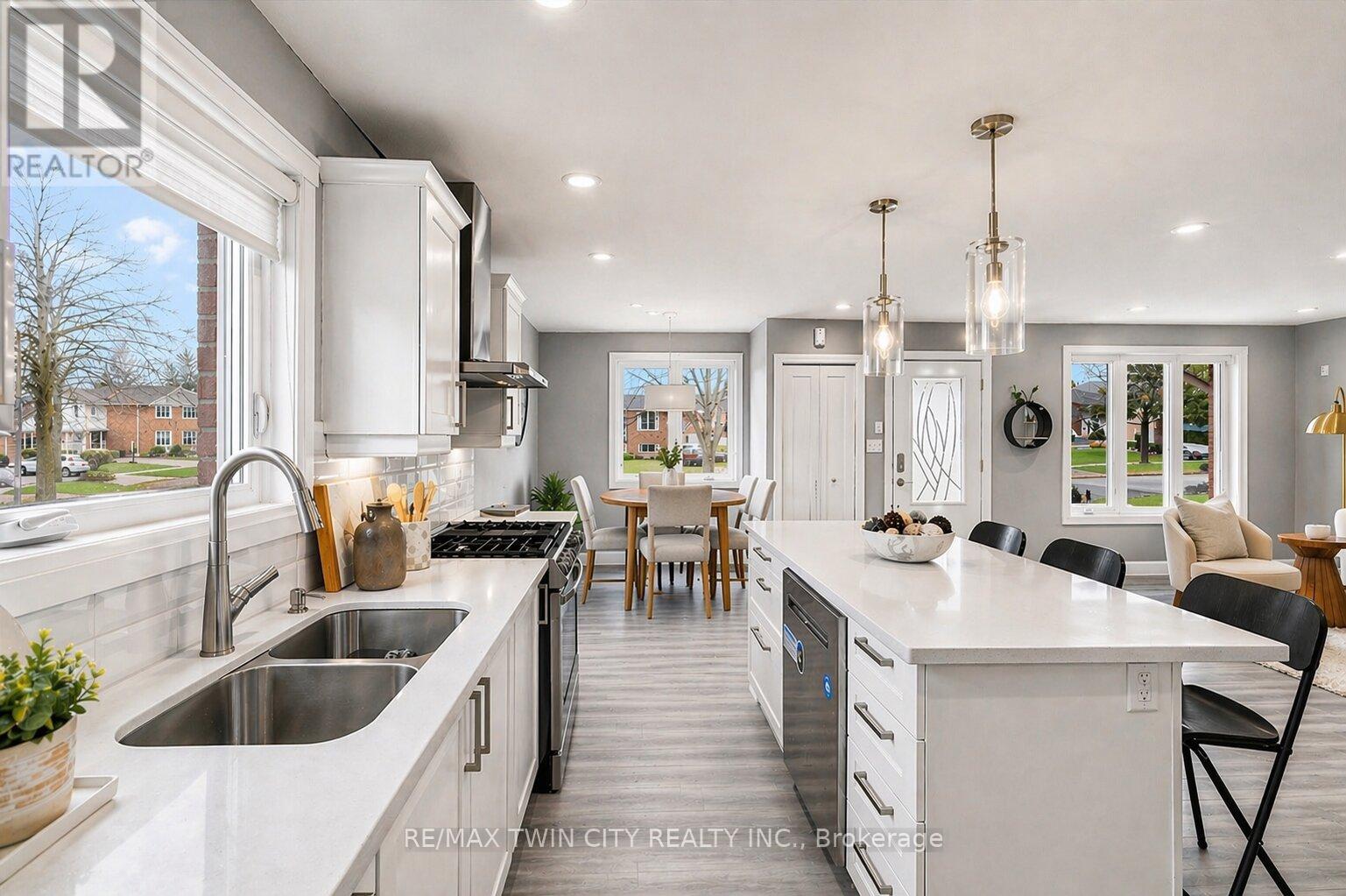 86 Carlyle Drive, Kitchener, Ontario  N2P 1P5 - Photo 8 - X13032532