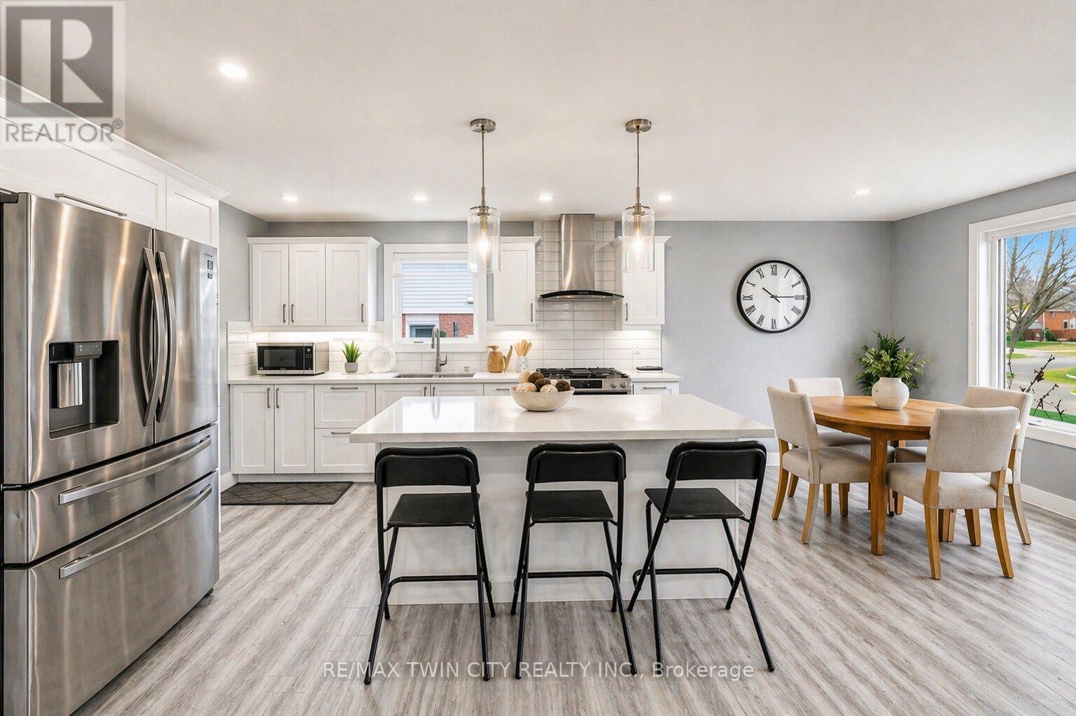 86 Carlyle Drive, Kitchener, Ontario  N2P 1P5 - Photo 9 - X13032532