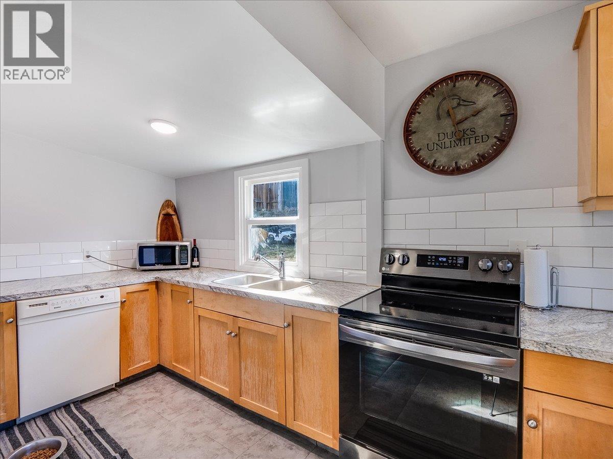 530 Turner Street, Warfield, British Columbia  V1R 2K2 - Photo 19 - 10377887