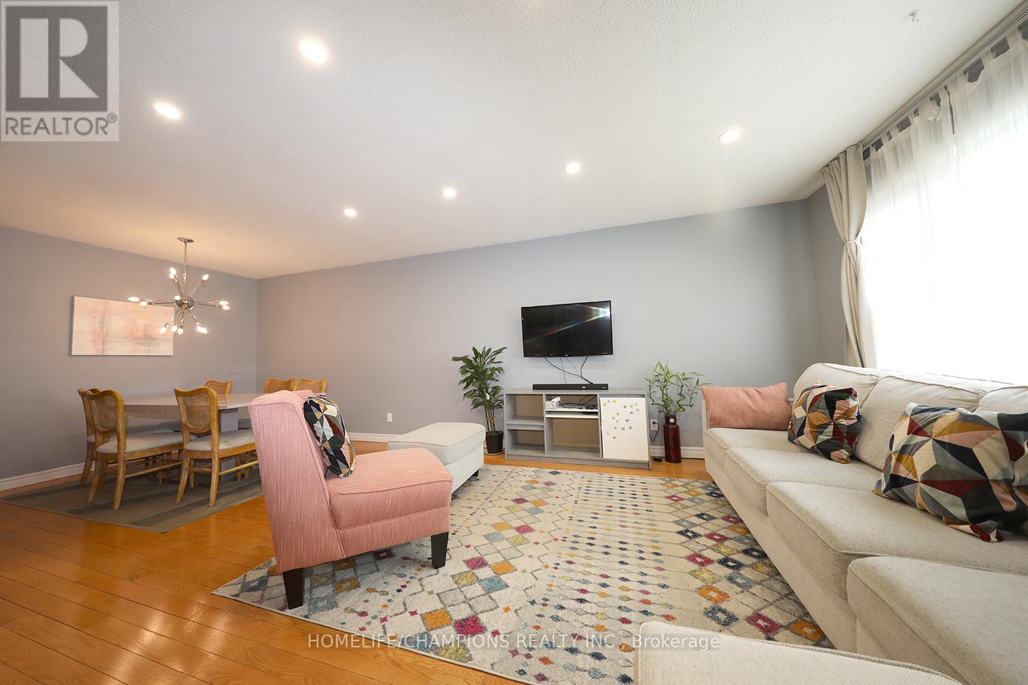 865 VICKI DRIVE, Pickering, Ontario