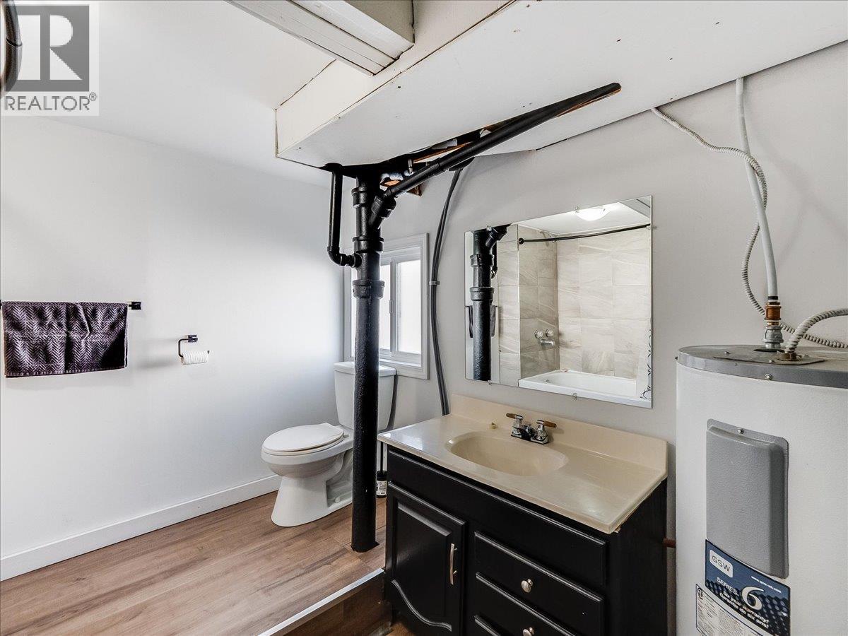 530 Turner Street, Warfield, British Columbia  V1R 2K2 - Photo 58 - 10377887