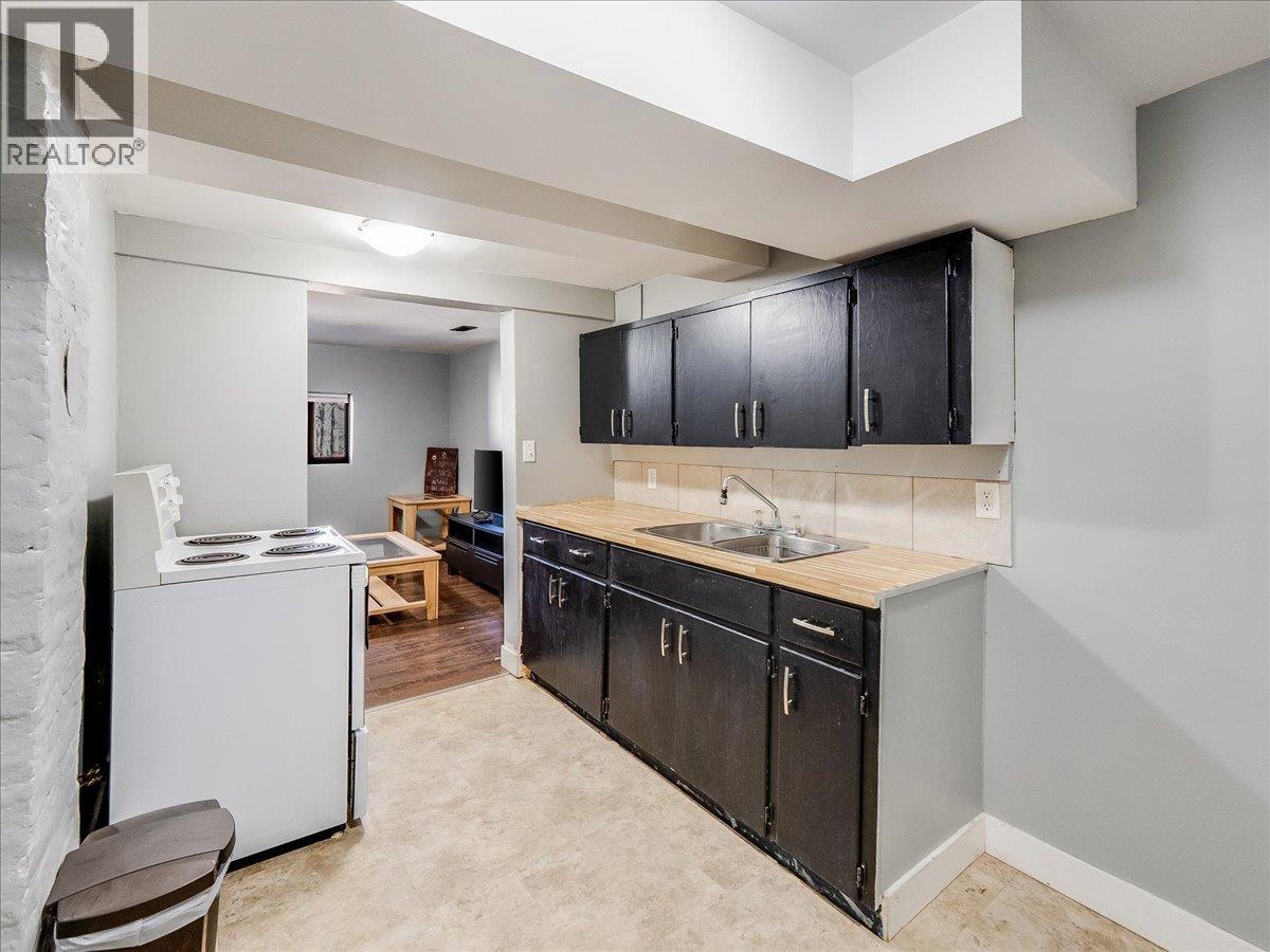 530 Turner Street, Warfield, British Columbia  V1R 2K2 - Photo 57 - 10377887