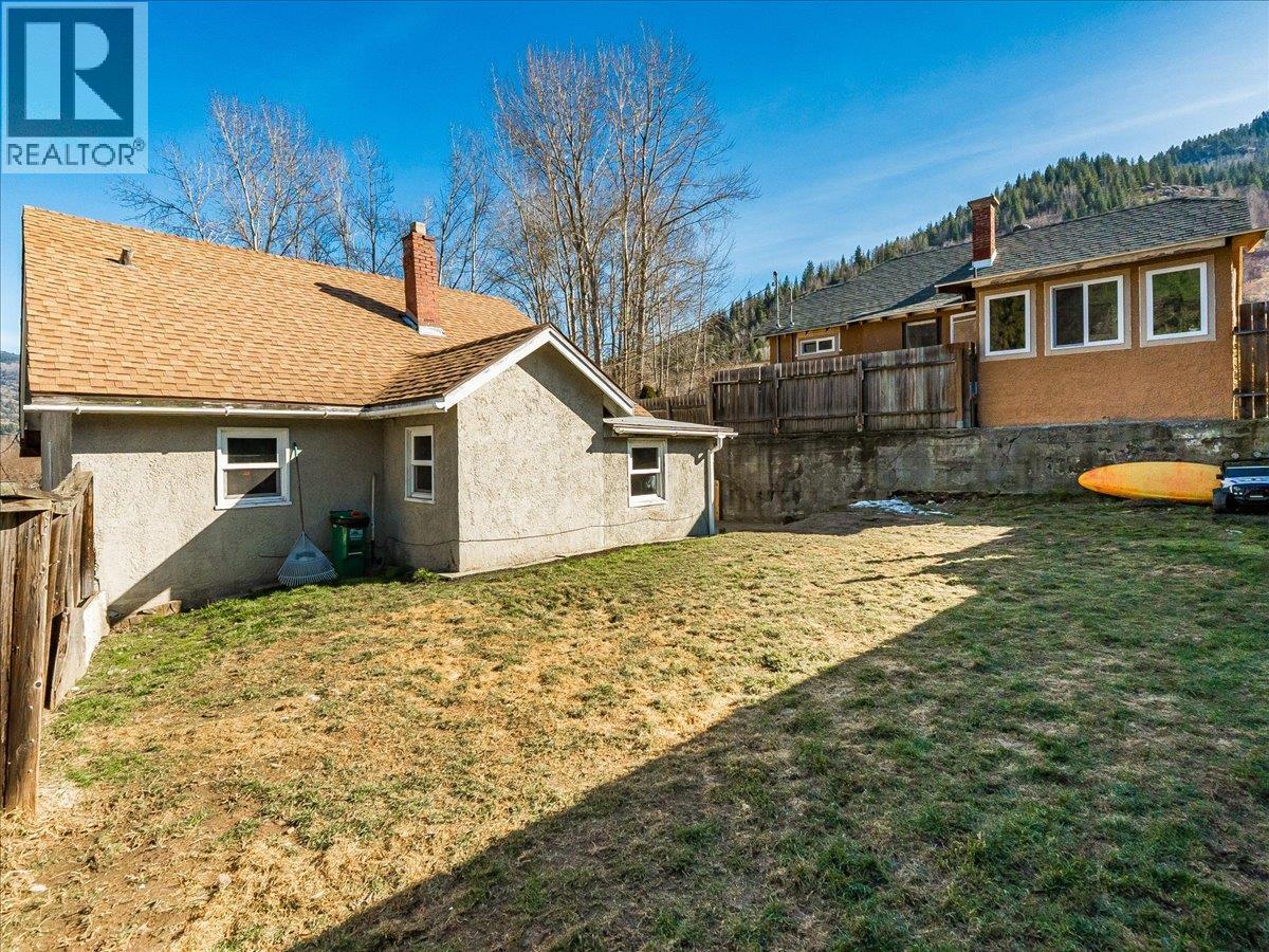 530 Turner Street, Warfield, British Columbia  V1R 2K2 - Photo 42 - 10377887