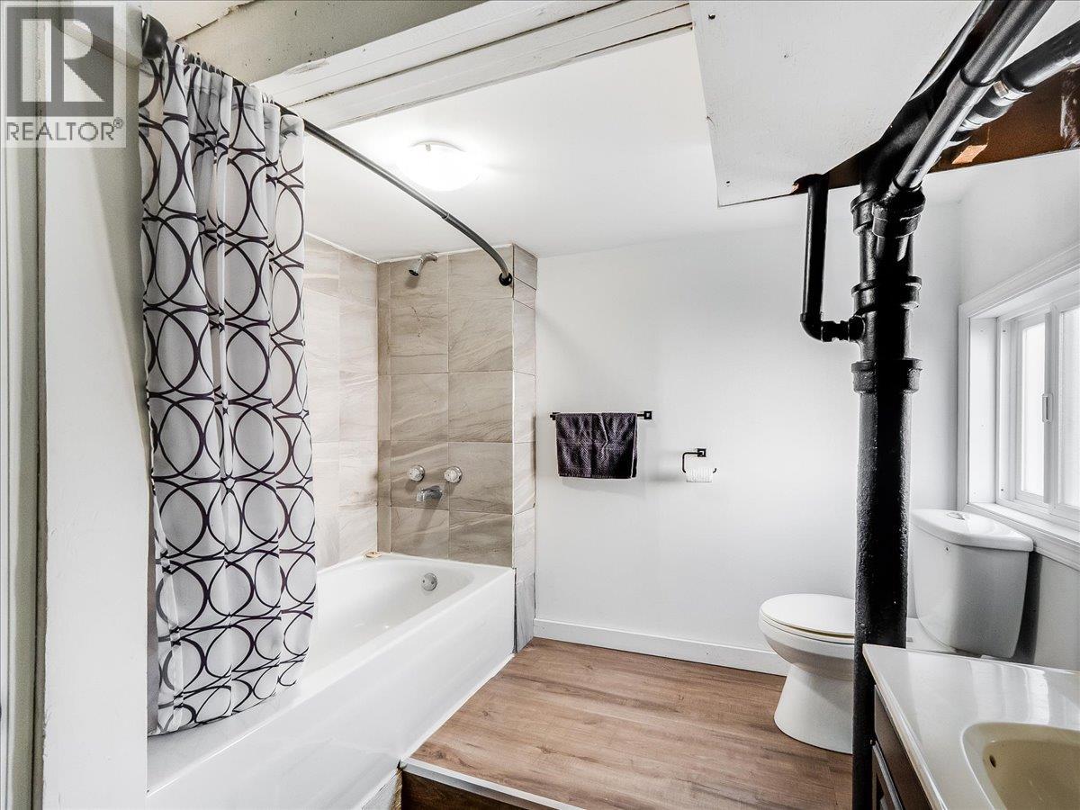 530 Turner Street, Warfield, British Columbia  V1R 2K2 - Photo 59 - 10377887