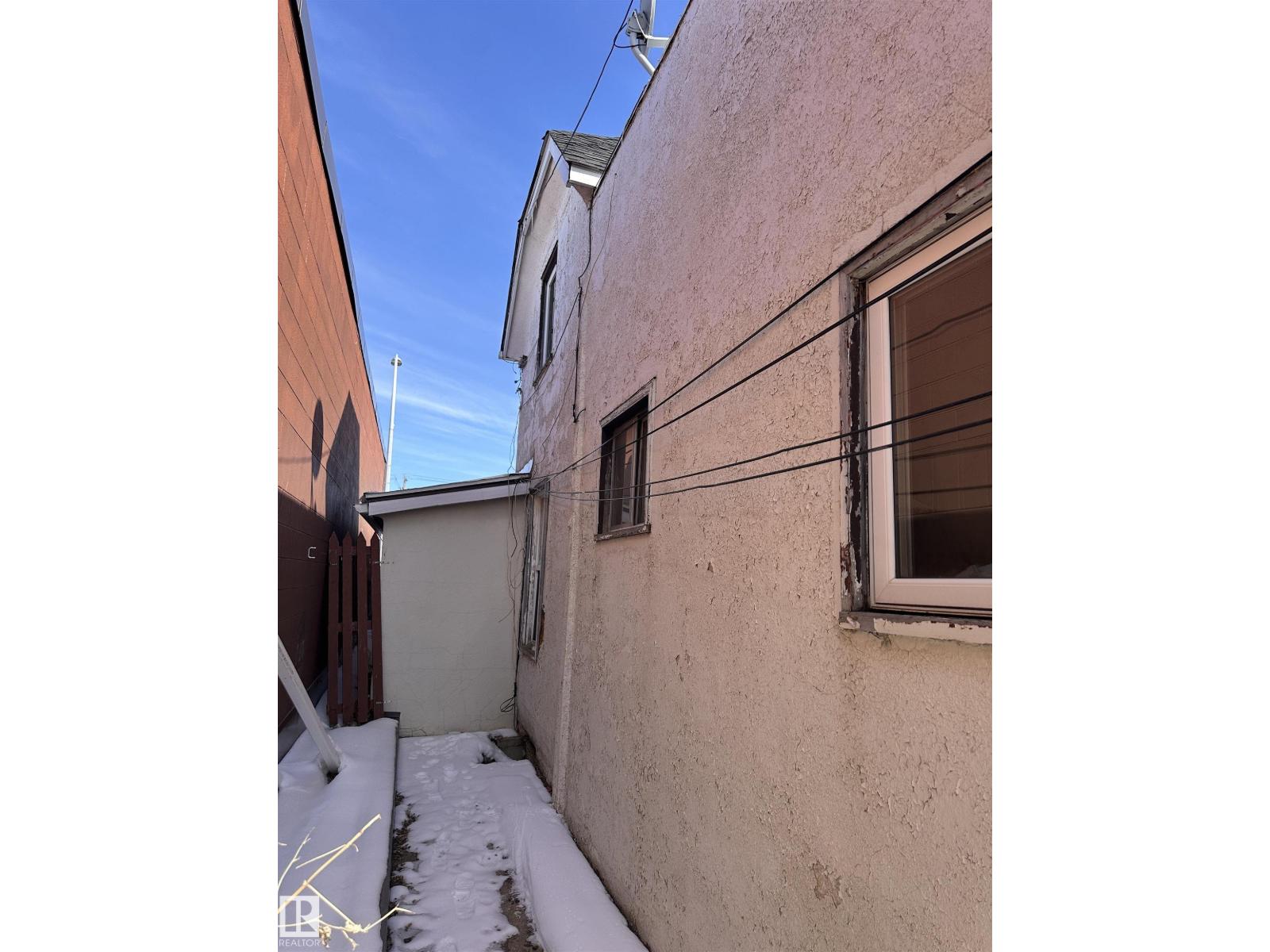 10528 100 Av, Westlock, Alberta  T0G 2J9 - Photo 10 - E4483582