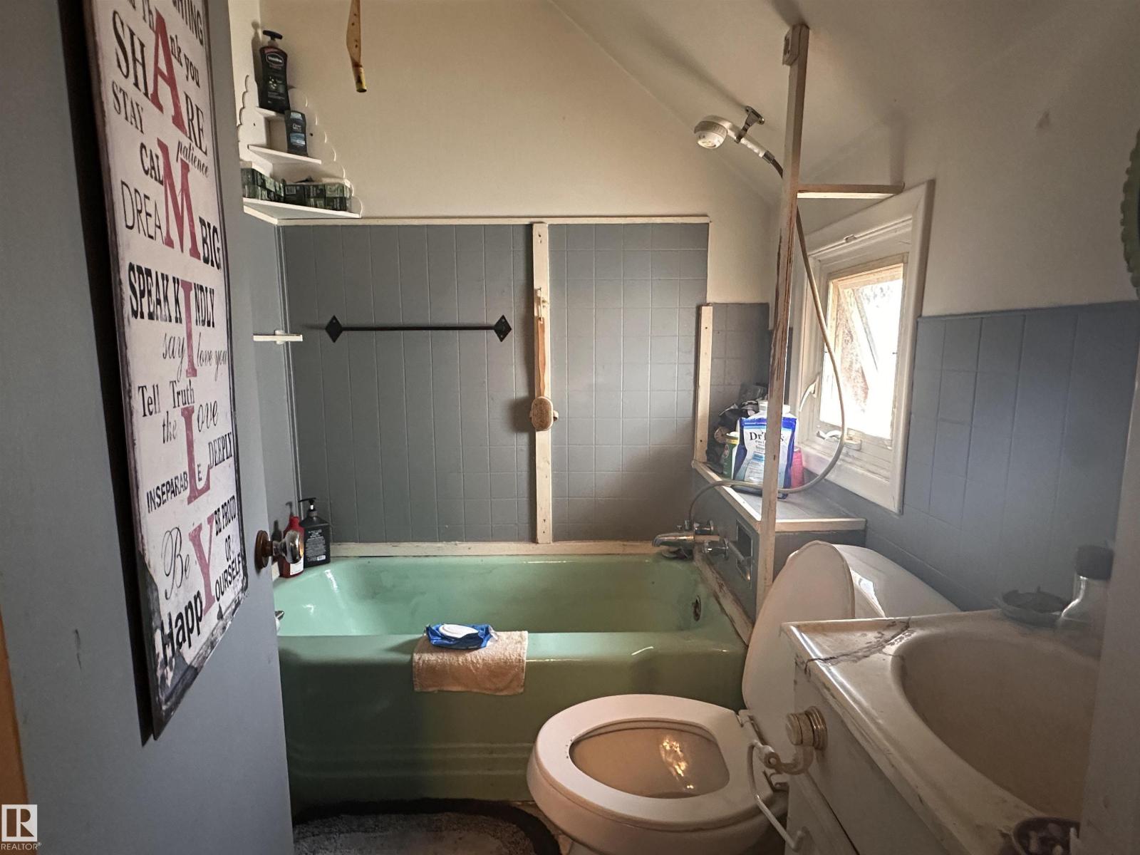 10528 100 Av, Westlock, Alberta  T0G 2J9 - Photo 26 - E4483582