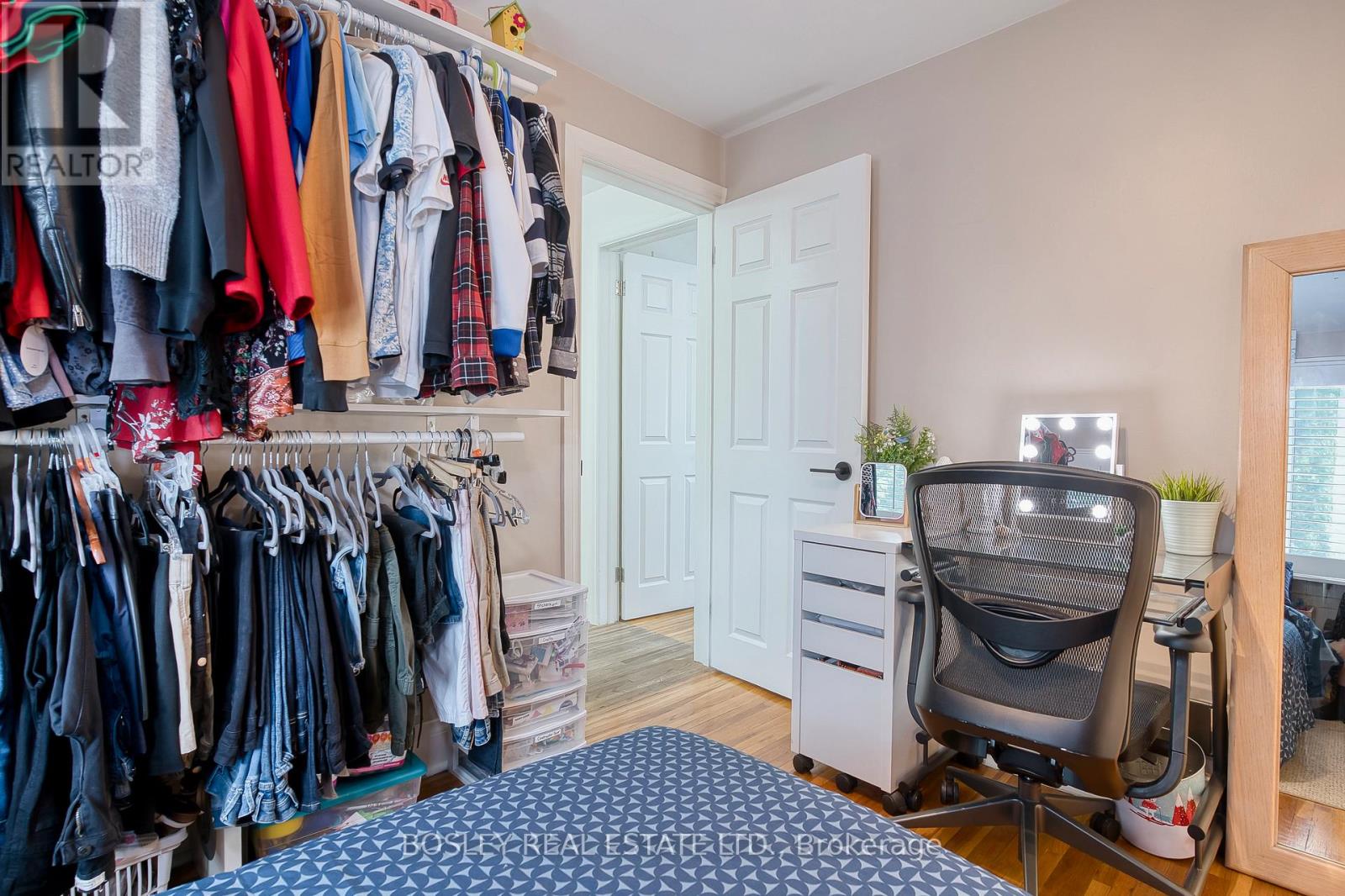 23 Farnsworth Drive, Toronto, Ontario  M9N 2Z5 - Photo 37 - W12938770