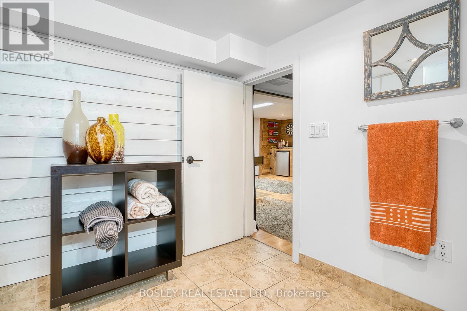 23 Farnsworth Drive, Toronto, Ontario  M9N 2Z5 - Photo 43 - W12938770