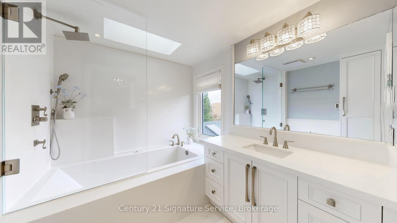 16 Ferndale Crescent, Brampton, Ontario  L6W 1E9 - Photo 23 - W12839772