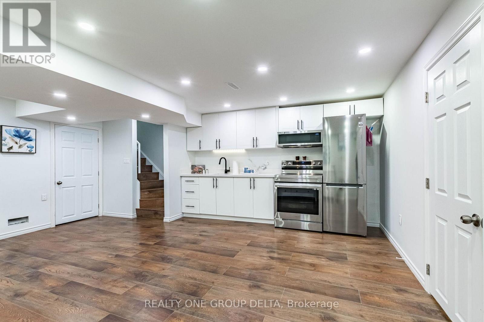 5897 Churchill Meadows Boulevard, Mississauga, Ontario  L5M 6Y1 - Photo 36 - W13031544