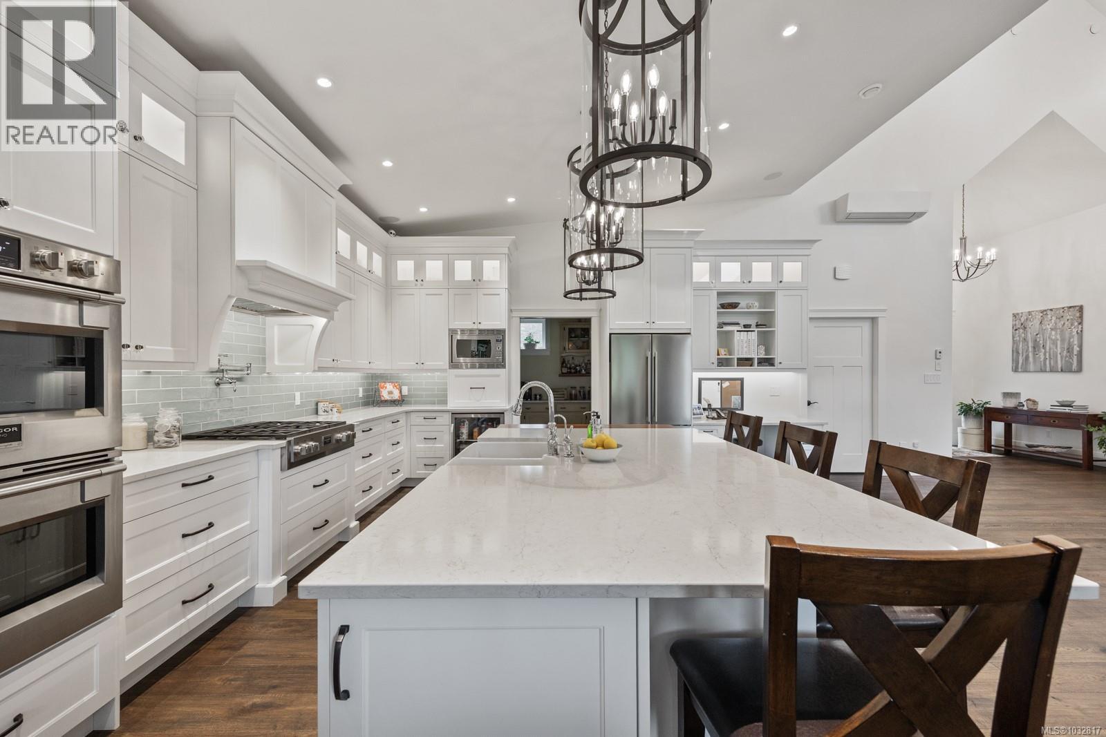 8757/8761 Oyster River Way, Black Creek, British Columbia  V9J 1K5 - Photo 10 - 1032817