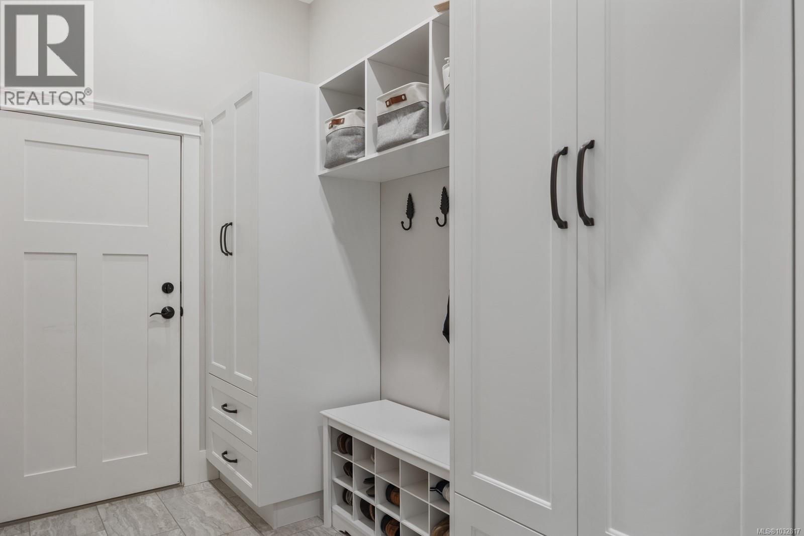 8757/8761 Oyster River Way, Black Creek, British Columbia  V9J 1K5 - Photo 34 - 1032817