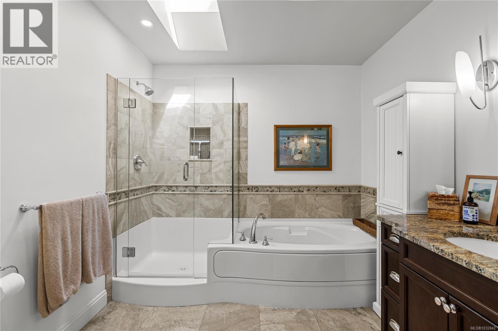 2 2734 Island Hwy W, Qualicum Beach, British Columbia  V9K 1P7 - Photo 12 - 1032842