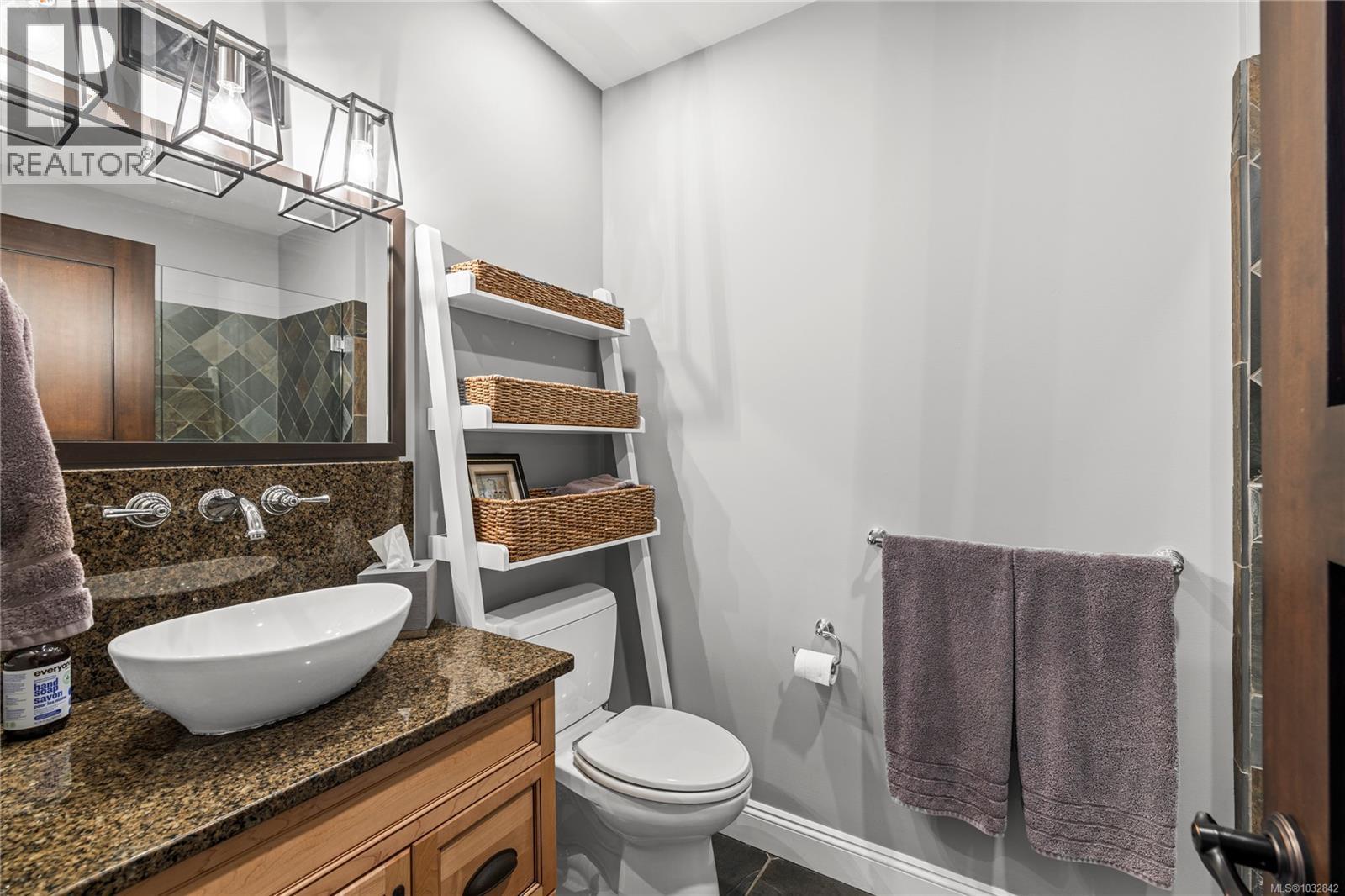 2 2734 Island Hwy W, Qualicum Beach, British Columbia  V9K 1P7 - Photo 14 - 1032842