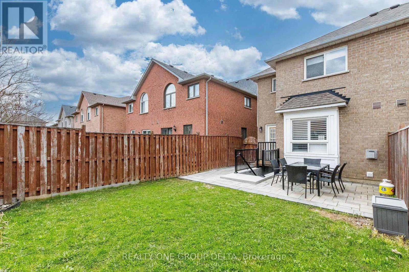 5897 Churchill Meadows Boulevard, Mississauga, Ontario  L5M 6Y1 - Photo 47 - W13031544