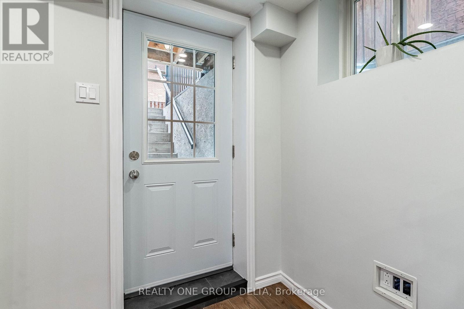 5897 Churchill Meadows Boulevard, Mississauga, Ontario  L5M 6Y1 - Photo 49 - W13031544