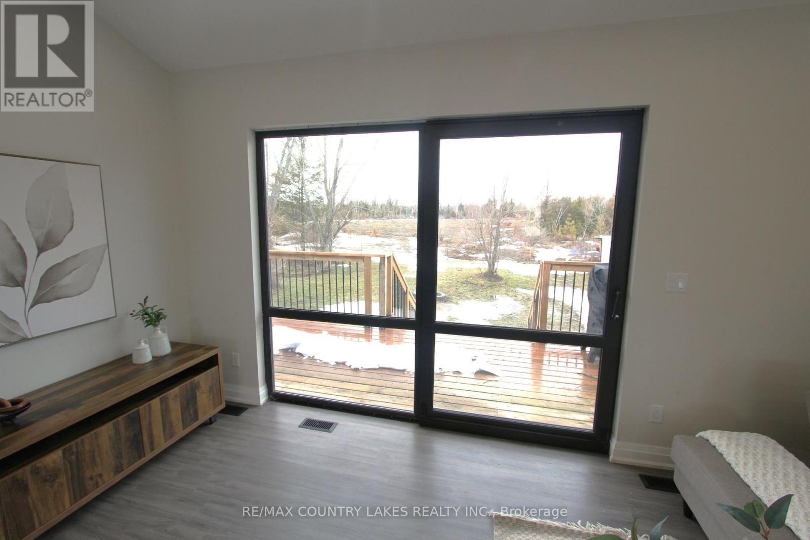 264 Mcguire Beach Road, Kawartha Lakes, Ontario  K0M 2B0 - Photo 16 - X12895662