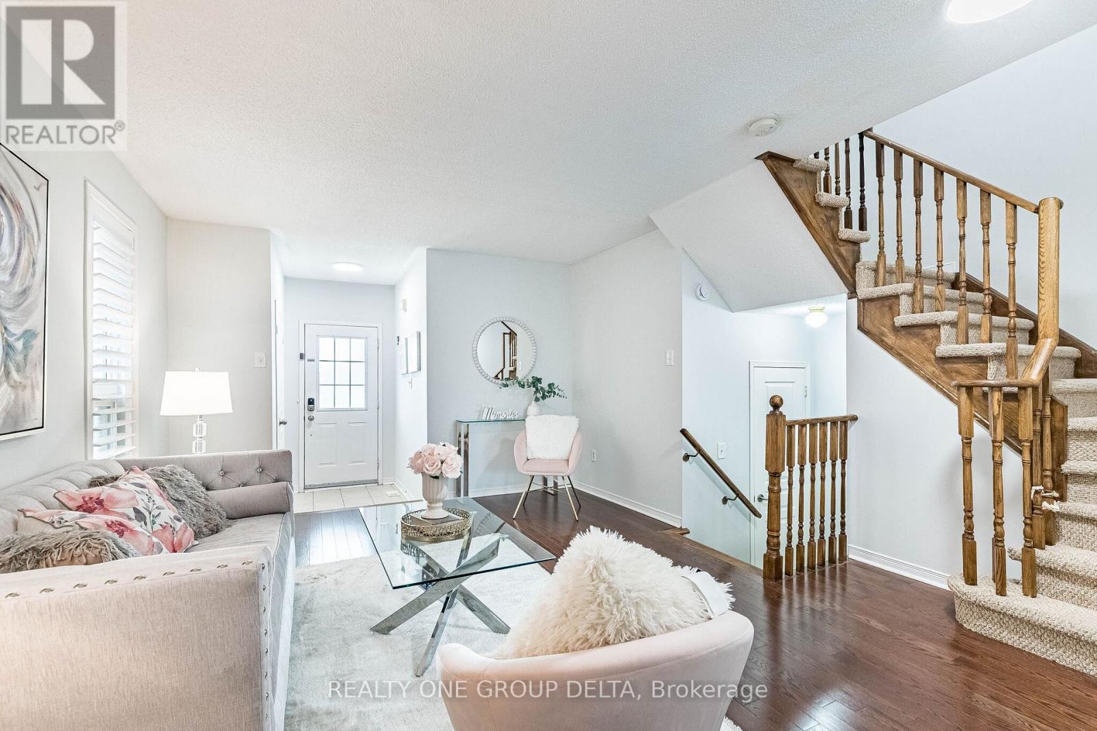 5897 Churchill Meadows Boulevard, Mississauga, Ontario  L5M 6Y1 - Photo 8 - W13031544