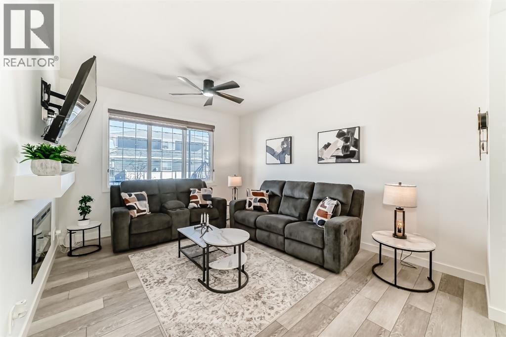 37 Legacy Glen Point Se, Calgary, Alberta  T2X 4T2 - Photo 4 - A2293977