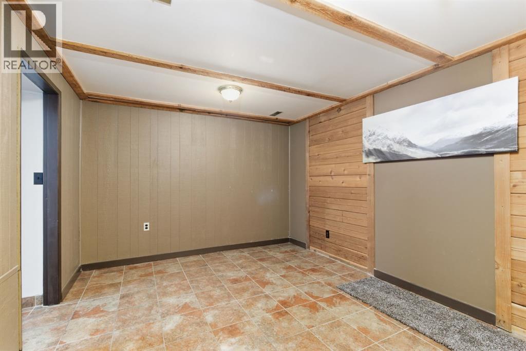 1315 Lake Michigan Crescent SE, Calgary, Alberta  T2J 3E9 - Photo 21 - A2298177