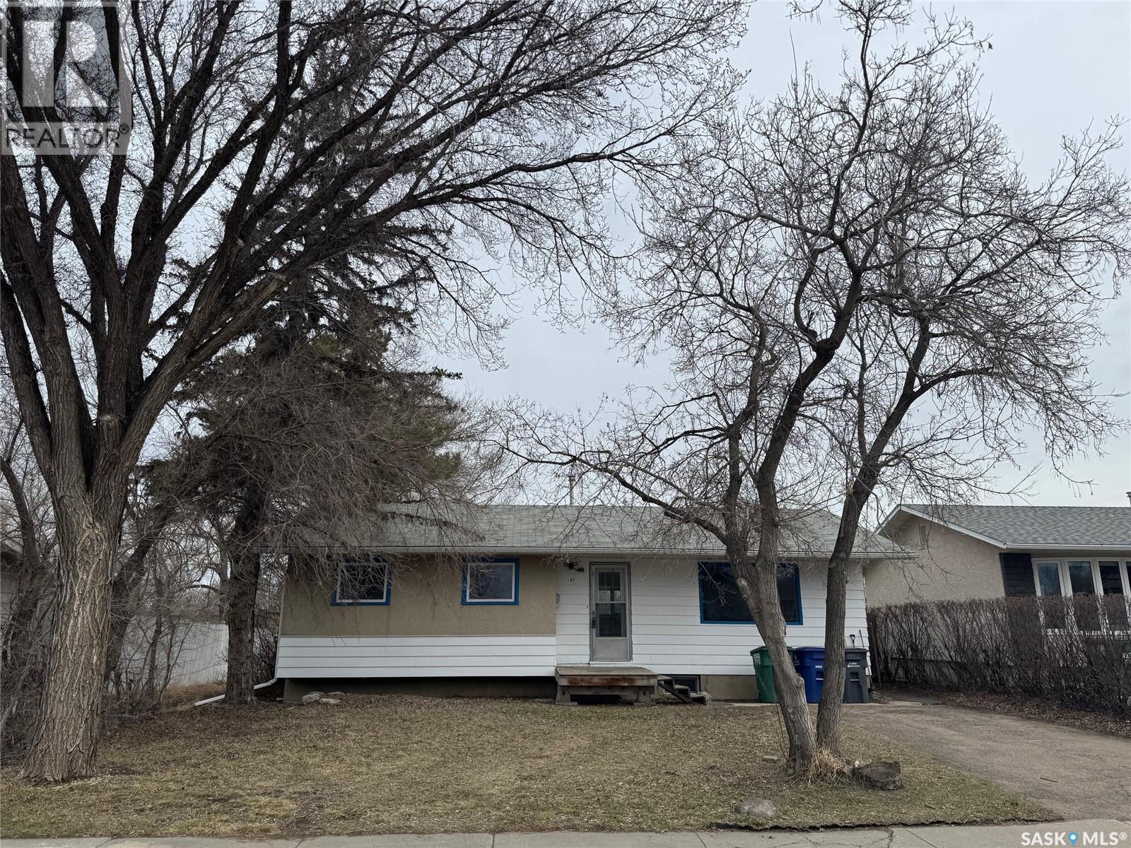 190 Carleton Drive, Saskatoon, Saskatchewan  S7H 3P1 - Photo 3 - SK033683