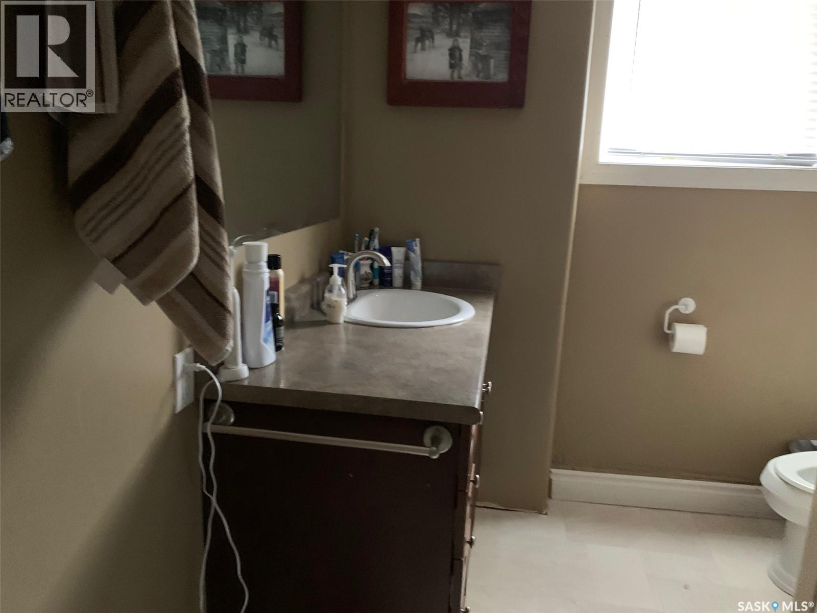 292 29th Street, Battleford, Saskatchewan  S0M 0E0 - Photo 15 - SK033673